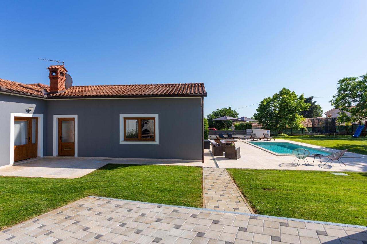 Villa Anavi Bicici Exterior foto